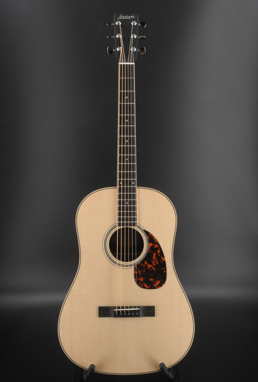 Larrivee BT 03R Baritone Sitka Rosewood 8860 Acoustics Products