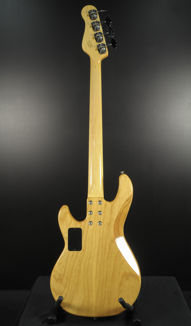 G&L CLF Research L-2000 - Swamp Ash #2065 G&L CLF Research L-2000 - Swamp Ash #2065