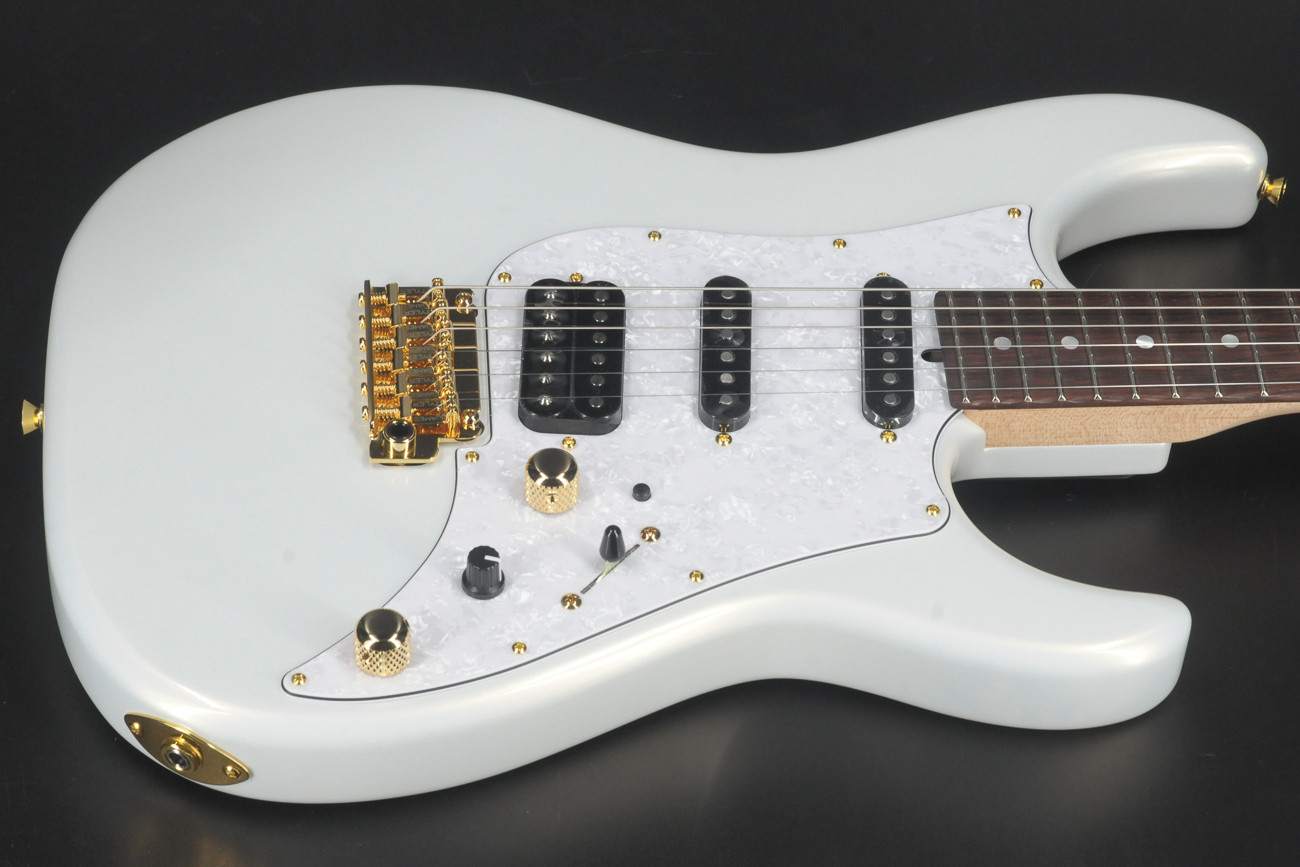 LTD VULTURE (Olympic White/James Hetfield Signature Model