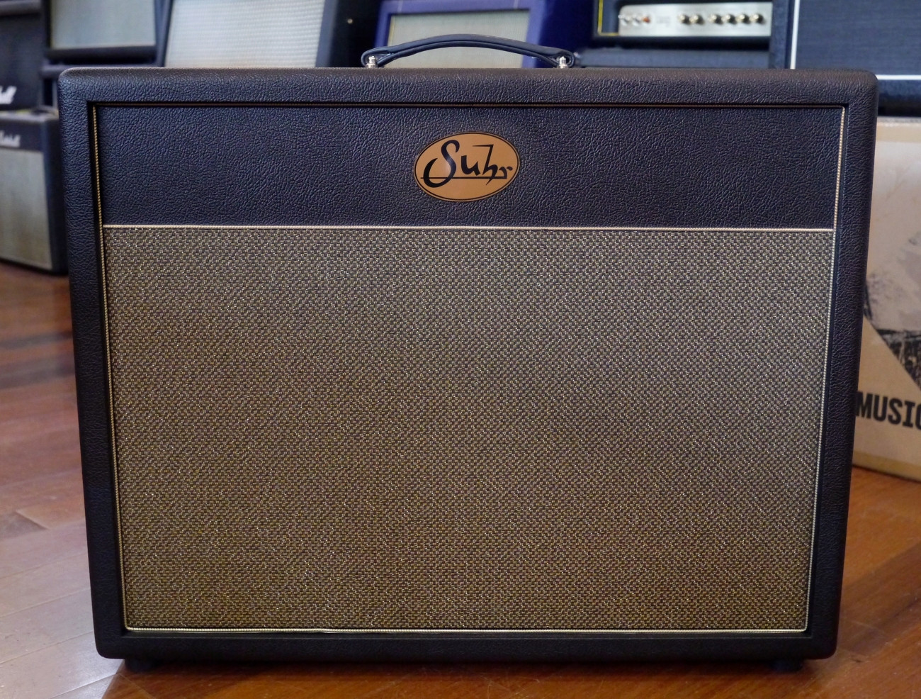 SUHR 2X12 DEEP SPEAKER CABINET w/ CELESTION VINTAGE 30 SPEAKERS