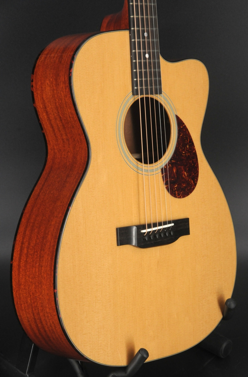 Eastman E1 OMce DLX - Thermo Cured Sitka/Sapele - Fishman pickup #1310