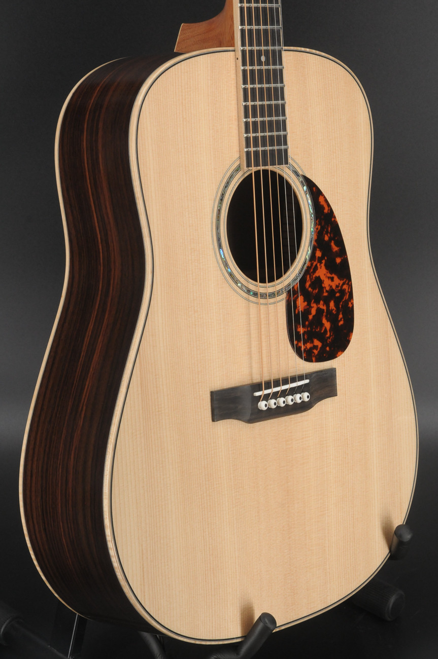Larrivee D-09 Artist Series - Sitka/Indian Rosewood - Gloss Finish #3024