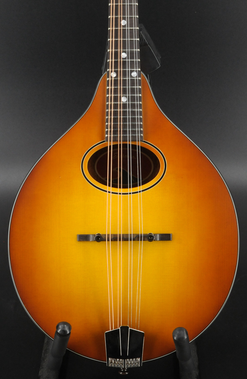 Eastman PCH-M104 - Solid Spruce - Layered Mahogany - Goldburst #0741