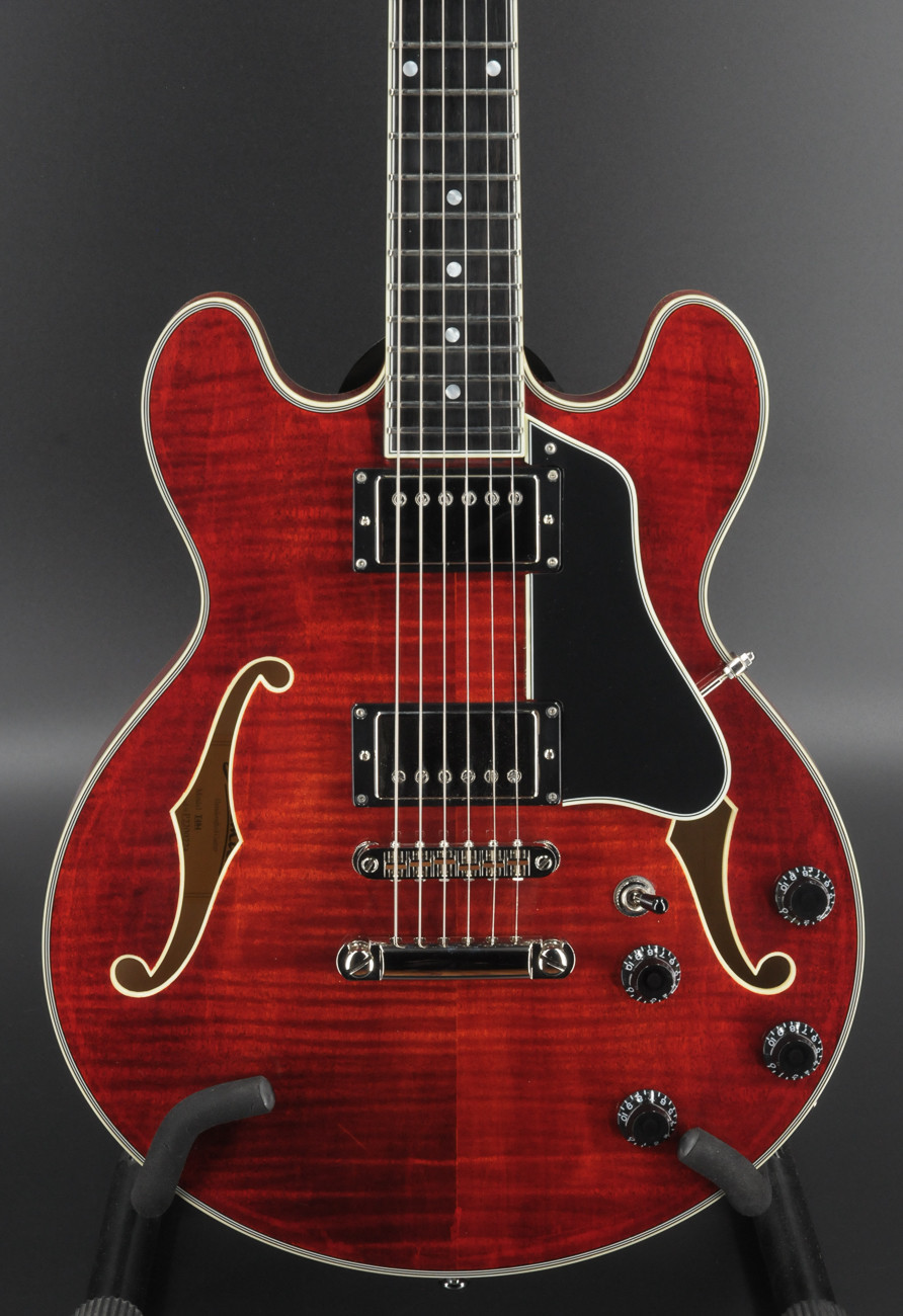 Eastman T484 - Semi-Hollow - Classic Finish #0224