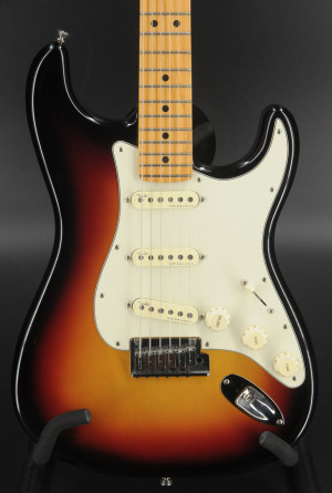 USED Fender 2021 American Ultra Stratocaster - Ultraburst 