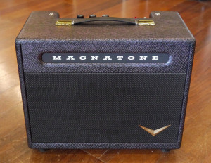 MAGNATONE LIL’ VIPER 1X8 COMBO - PURPLE PYTHON