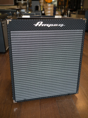 Ampeg RB-110 Bass Amp