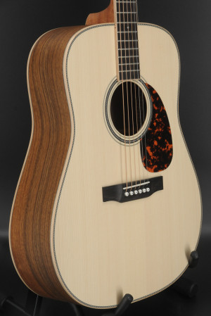 Larrivee D-40 - Limited Edition Custom Ovangkol #0408