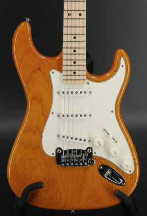 G&L Legacy - Swamp Ash - Honey Finish #6249