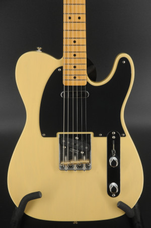 USED Fender Vintera II '50s Nocaster Maple Fingerboard - Blackguard Blonde