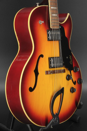 USED Guild CE-100D 1973 Cherry Sunburst
