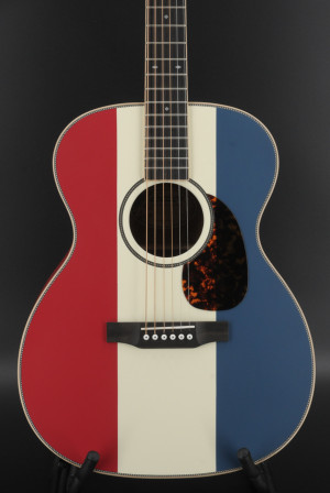 Musiclily Oversize Pickguard Forme de Larme Auto-adhésif Plaque de Protection pour Guitare Acoustique Style Martin D28 Black Pearl 