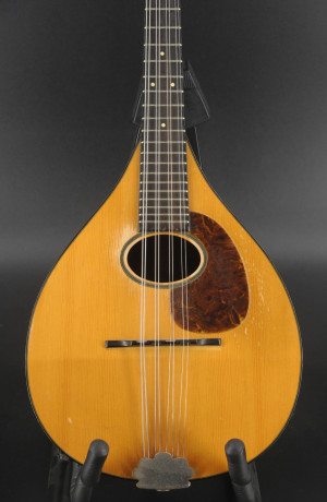 USED Martin Vintage A-Style Mandolin - 1948 - Spruce Top - Mahogany Back & Sides