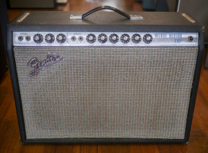 Used Fender 1972 Deluxe Reverb – Silverface 