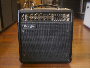 Used Mesa Boogie Mark V 25 V:25 1x10" Combo – Mint Condition – w/ Footswitch, Cover & Original Box
