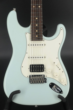 USED Suhr Classic S SSH - 2015 - Sonic Blue #1R0G