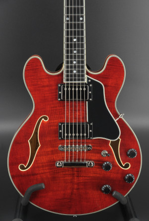 Eastman T484 - Semi-Hollow - Classic Finish #2875