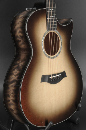 Taylor C14ce B5026 Catch Custom - Bearclaw Sitka/Quilted Big Leaf Maple - Silver Cranberry Supernova