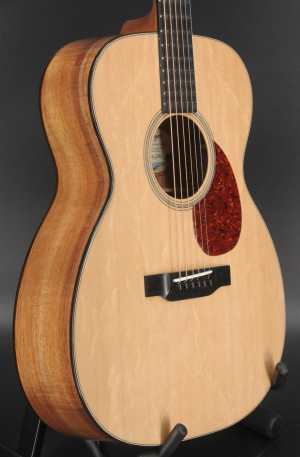 Bourgeois Touchstone Limited Edition Hawaiian Country Boy - Bearclaw Sitka/Koa #2280 
